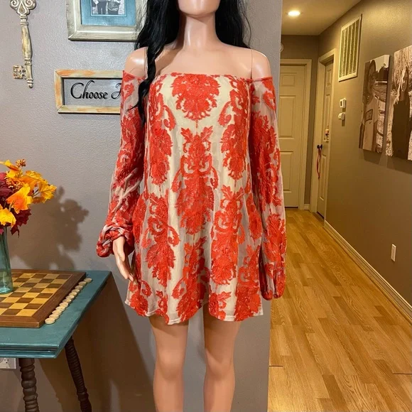 For Love & Lemons rust beige lace off shoulder dress - Picture 2 of 15